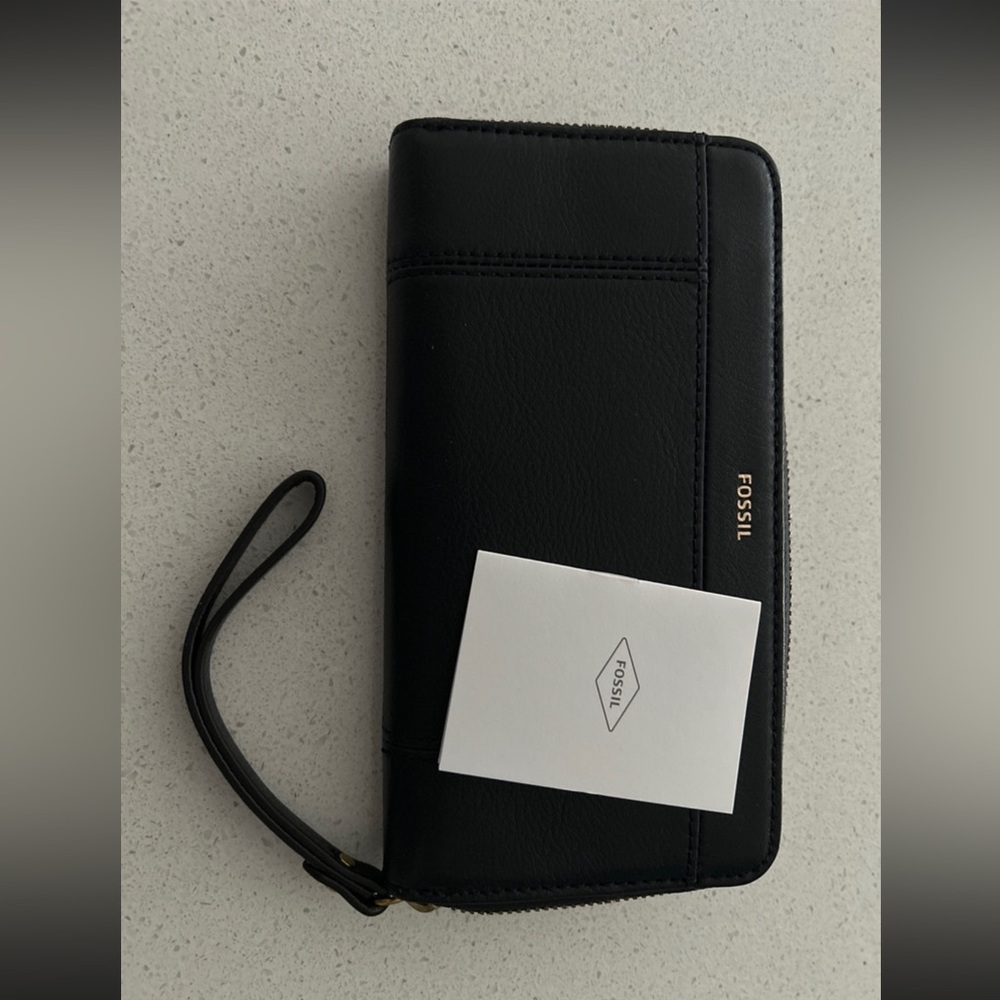 Fossil wristlet